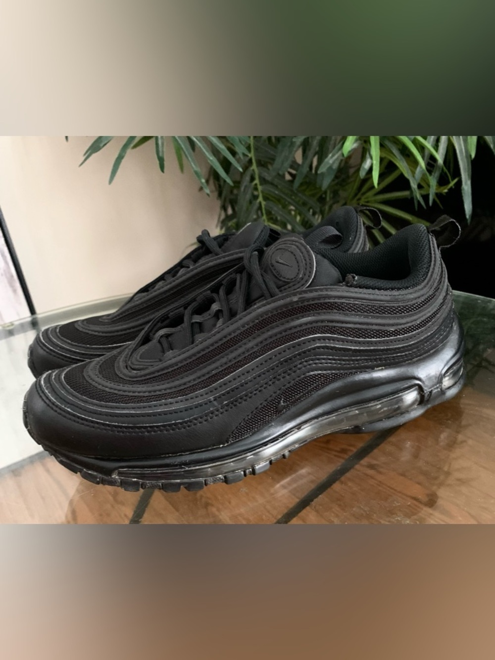 Nike women’s Air Max 97 All-Black Low Top Sneakers Size 9